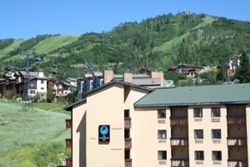 pet friendly hotel in steamboat springs